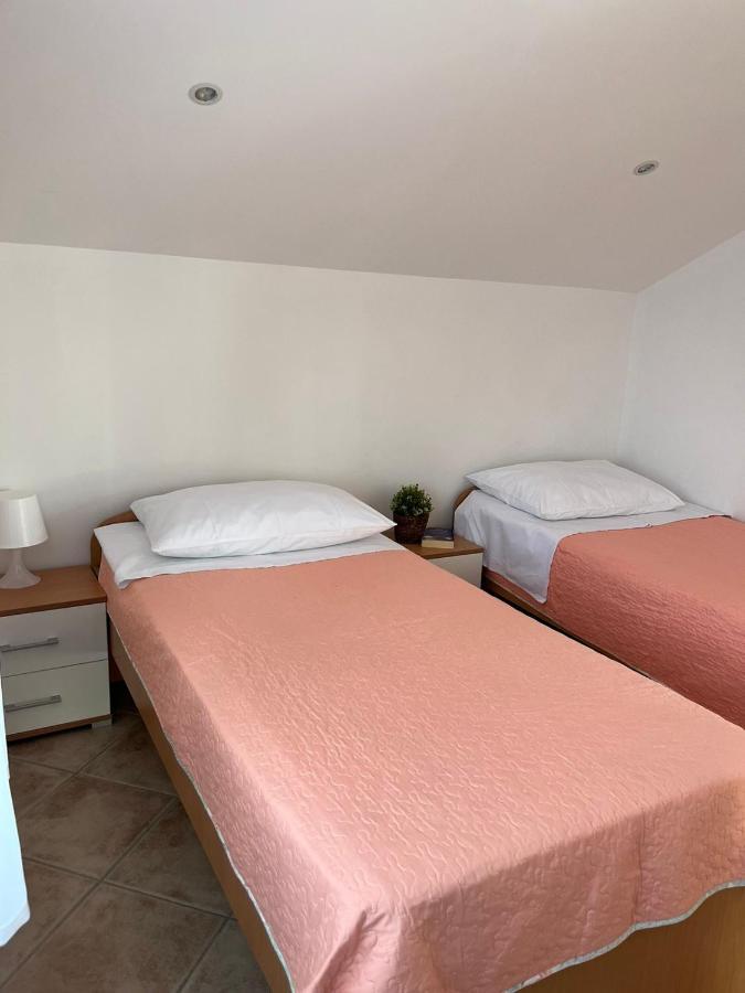 Apartments Marinovic Brzac Dış mekan fotoğraf